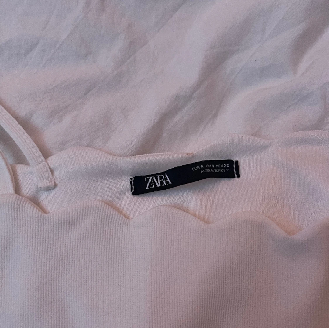 Zara topp med snörning - 90