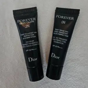 Mini dior foundation 2 st. Forever i 0N & Forever skin glow i 2N❤️ pris för båda, använd gärna köp nu