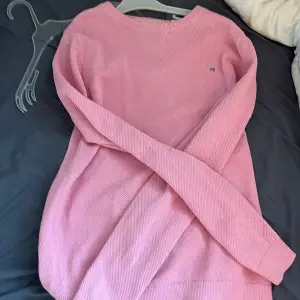 Rosa gant tröja i storlek s. I gott skick och 100% bomull. 