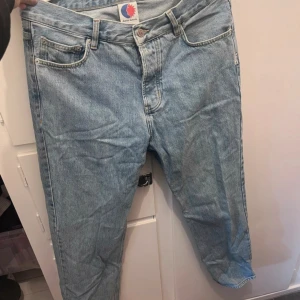 Blå jeans  - Storlek, 46W29, junkyard