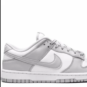 Söker dunks  - Skriv till mig om ni vill sälja era dunk och ett bra pris 