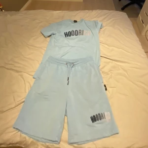 Hoodrich  - Babyblue T-shirt och shorts