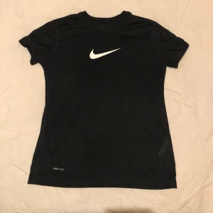 Nike tröja - Träningströja i bra skick. 