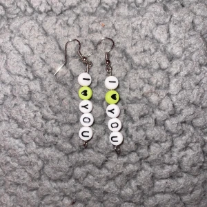 Örhängen  - Handgjord örhängen 