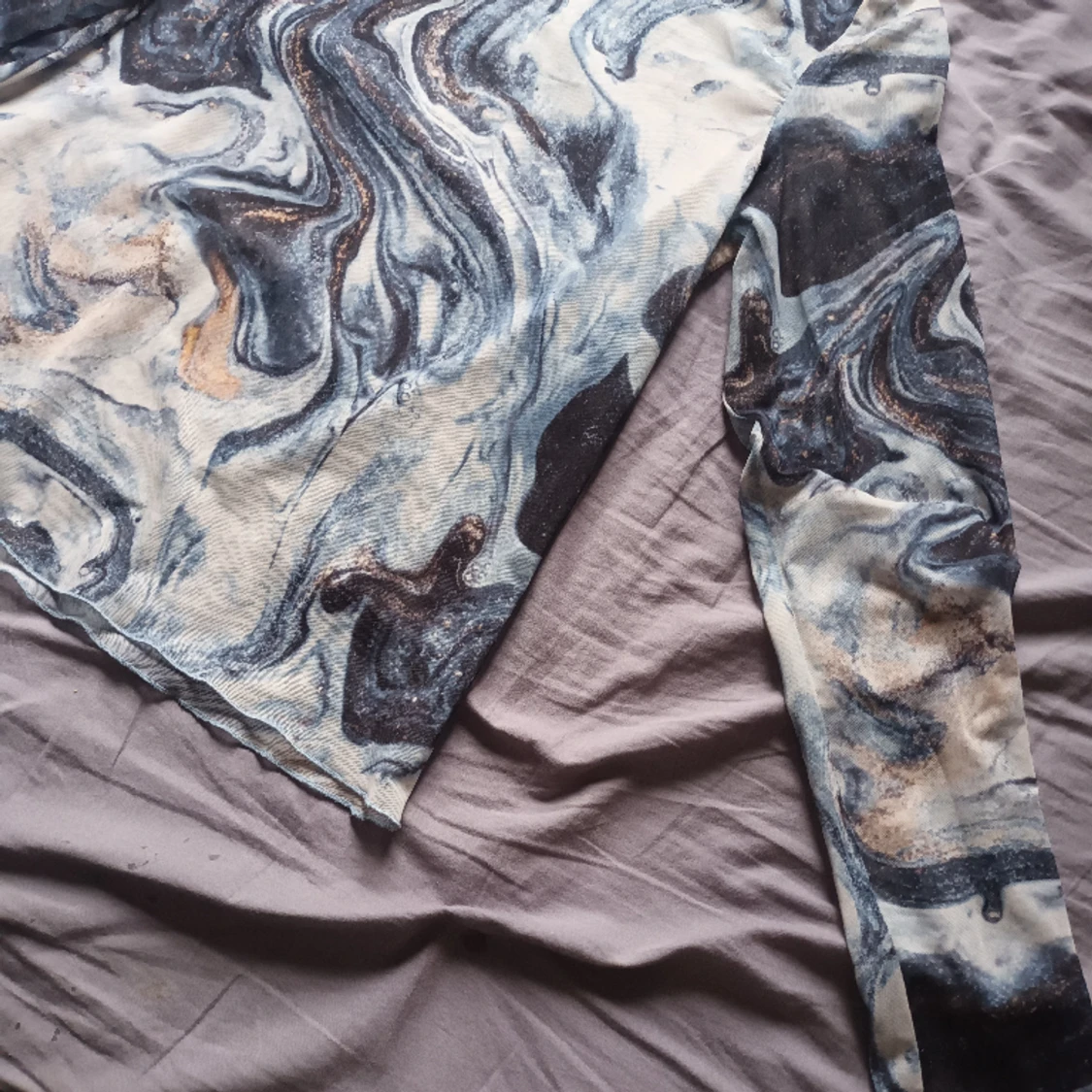 Genomskinlig tröja - 91