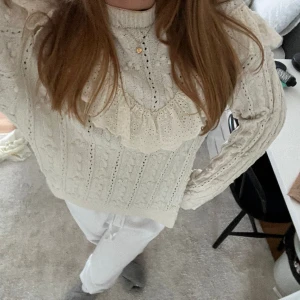 Tröja från zara  - Fin tröja från zara i fint skick (frakt tillkommer) 🤍🤍