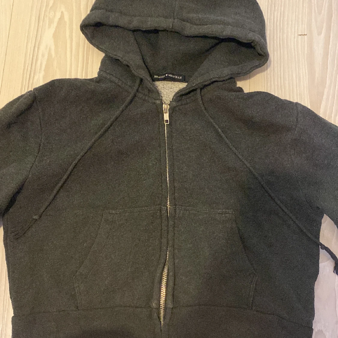 Brandy Melville hoddie - 90