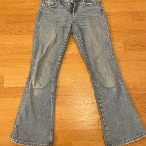 Gina jeans - Super snygga flarade jeans från Gina storlek 152-158