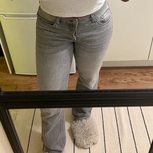 Jeans ICON - Säljer dessa ICON jeans från lager 157 i storlek M, fint skick, 150 kr + frakt 