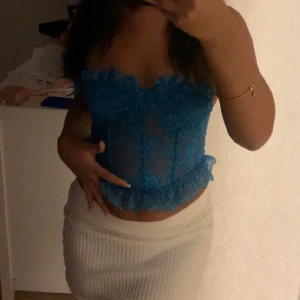 Korsett - Säljer denna blåa korsetten då jag inte använder den mer! Strl S ❤️