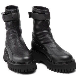 Bronx läder stövlar - Boots stövlar i läder från Bronx. Använda 2 gånger. Som nya 