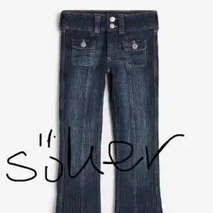 SÖKER dessa jeans från hm barn! I storlek 146 elerl 152!💞💞💞