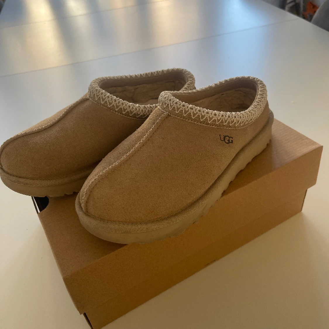 UGG Tasman
