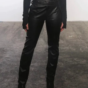 Läder byxor  - A-design byxa 