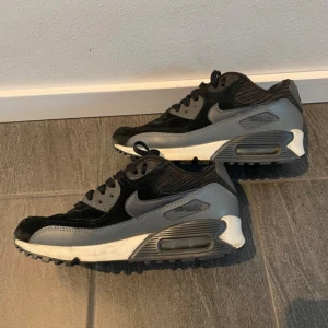 Airmax Nike  - Original. Very good condition. 22,5 insole length. 