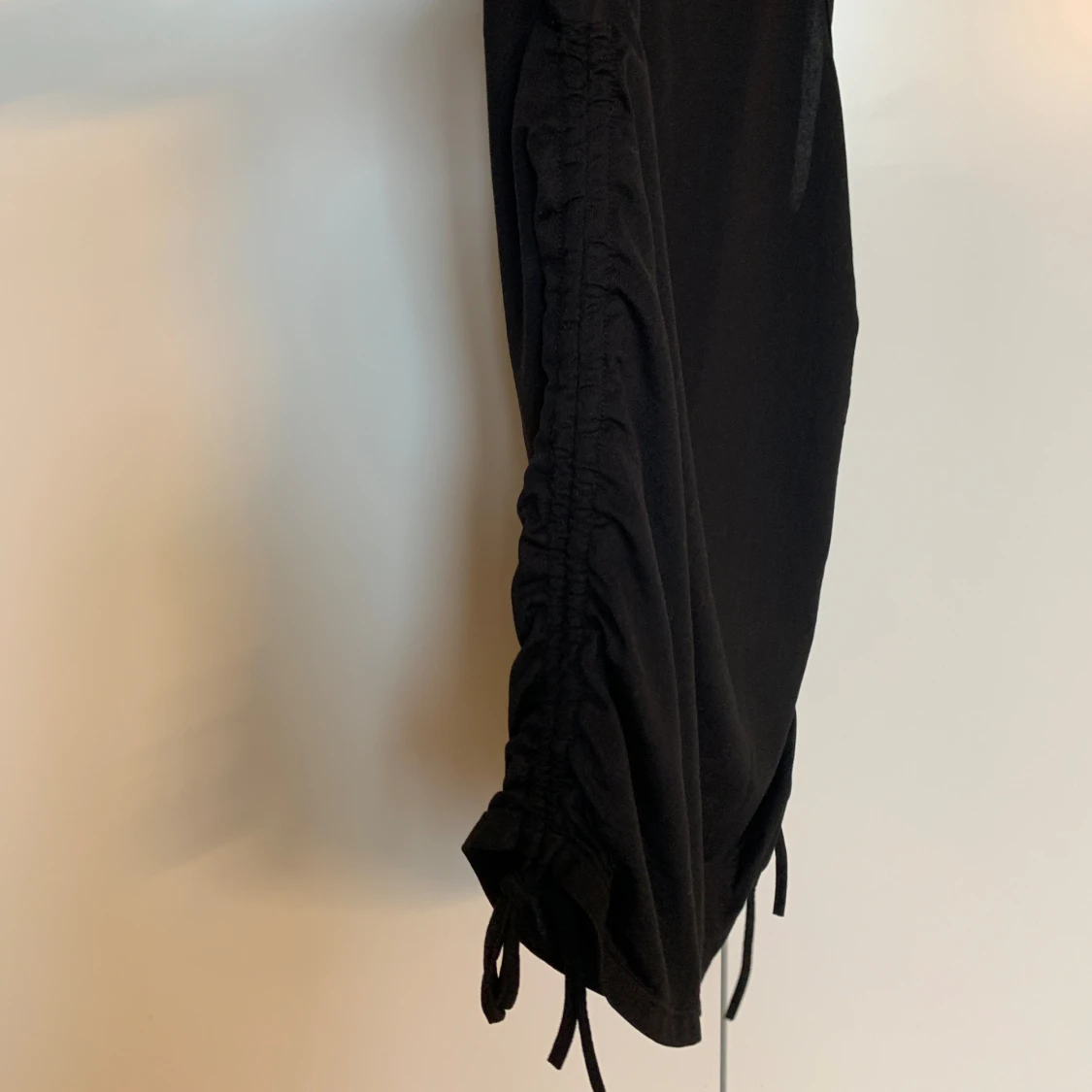 Träningslinne med detalj - 91