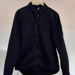 C.P Company jacka  - C.P jacka i väldigt bra skick! Storlek M.