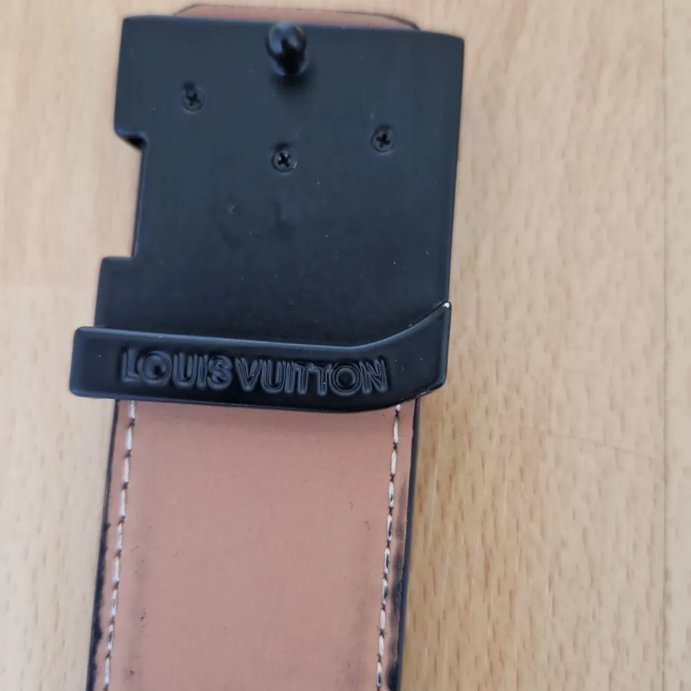 Louis Vuitton belt.. Accessoarer.