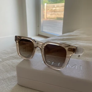 Helt nya chimis!! - Ett par helt nya 04 chimis färgen ecru💓💓 helt oanvända!! 💗💗 Allt ingår!!🙌