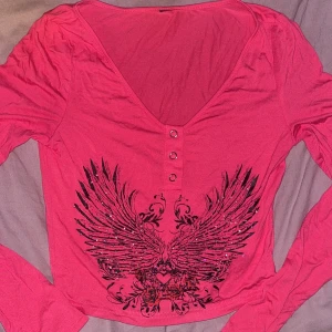 Fin rosa top  - Fin tröja som aldrig kom till användning, knappt använd, pris kan diskuteras. Väldigt stretchig 