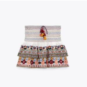 Zara kjol - Säljer denna fina kjol i storlek Small 