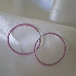 Örhängen hoops - Diameter 3,5 cm. 