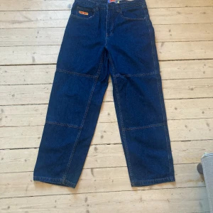 Empyre jeans baggy - Ett par empyre skater jeans, ganska baggy, nästintill oanvända. Pris kan diskuteras