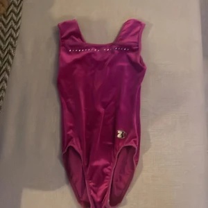 Gymnastik dräkt  - Fin gymnastik, kontakta vid frågor(köparen står för frakt)❤️❤️