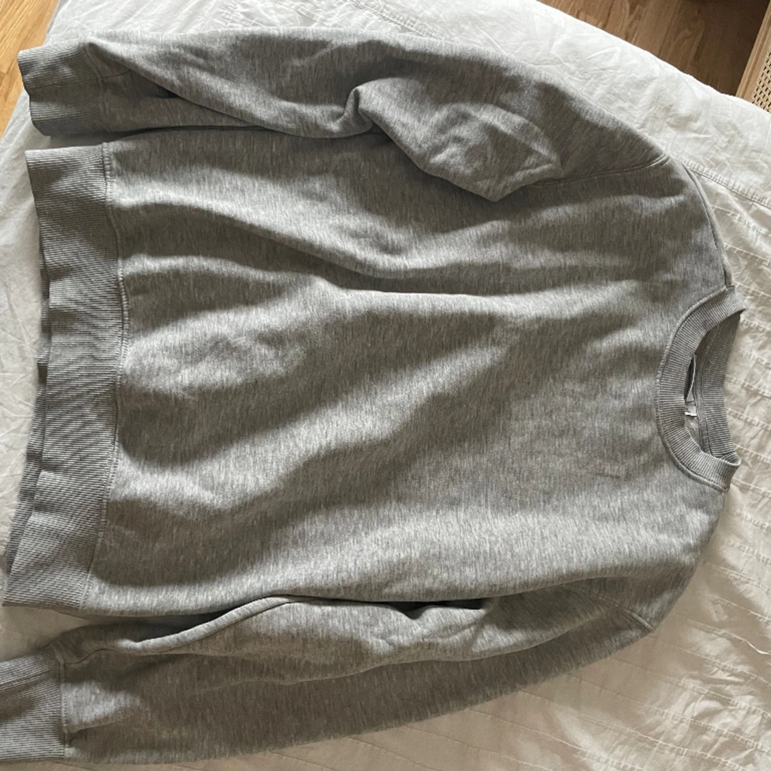 Sweatshirt - 90