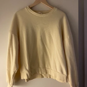 Sweater - Gul sweater