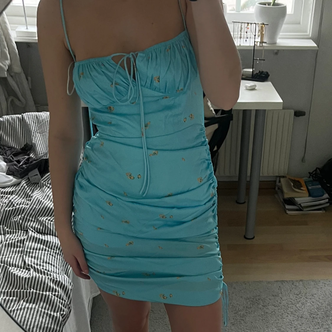 Blå klänning från Adoore 