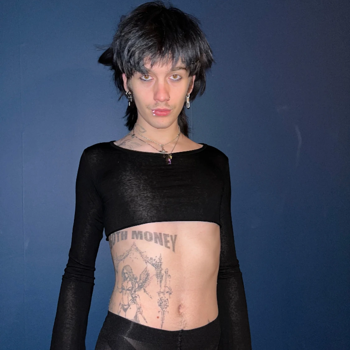 Crop långärmad svart tröja  - 91