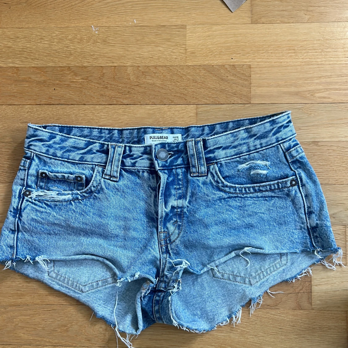 Lågmidjade shorts