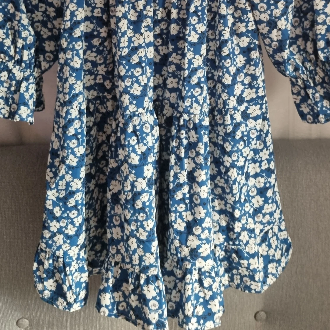 Blommig klänning  - 91