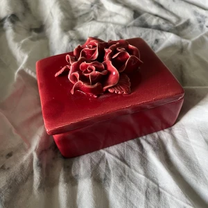 Röd ask - Superfin röd ask❤️