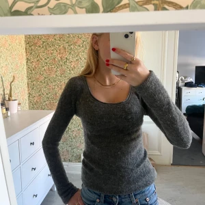 Stickad tröja  - Tight stickad tröja från hm i wool/alpacka blend, nypris ca 600 kr❣️