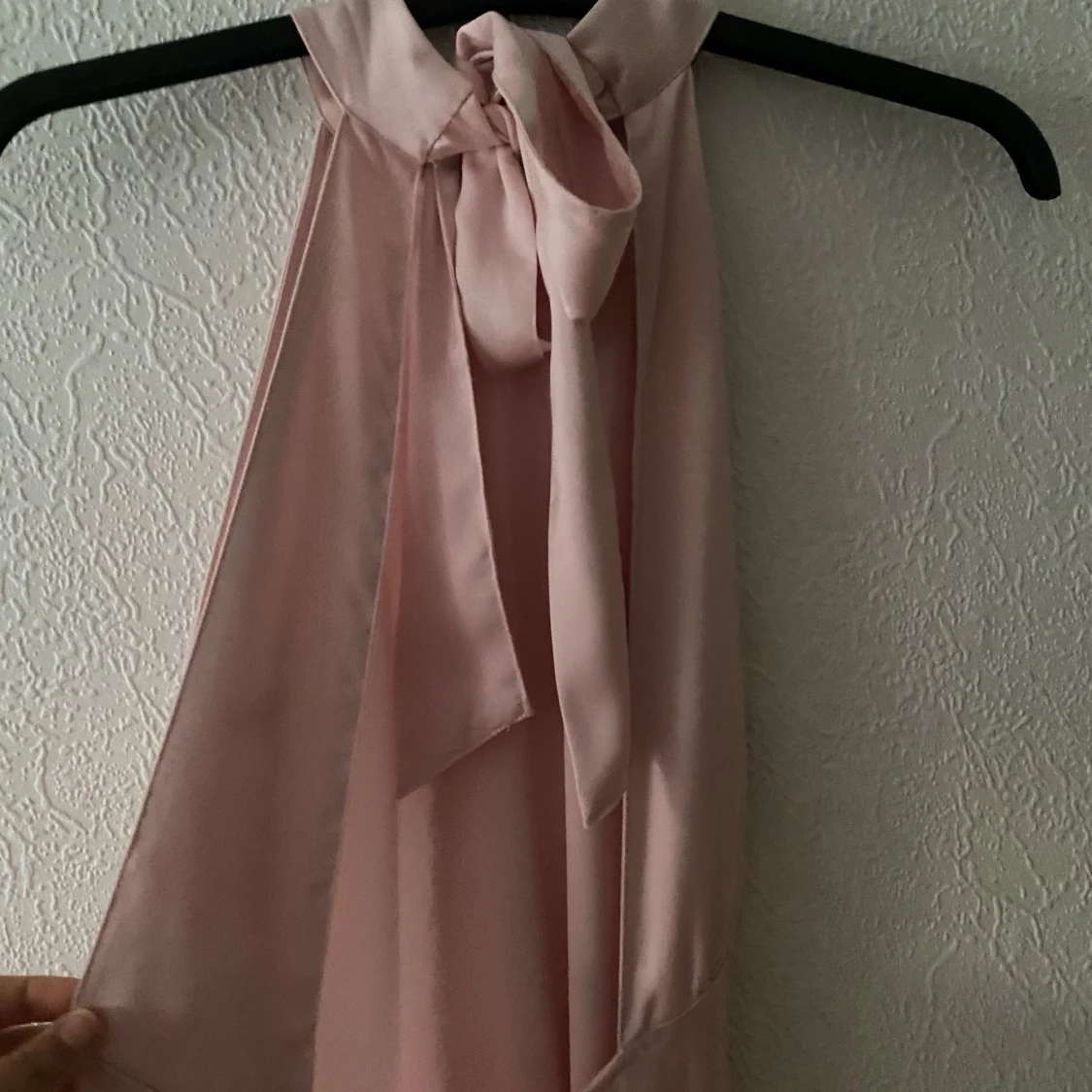 H&M lång satinklänning  - 92