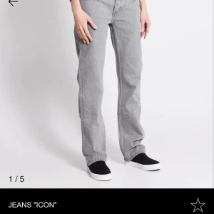 Jenas grå  - Lager jeans knappt använda jenas original 400 säljer för 200 + frakt 