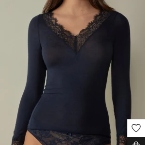 Intimissimi tröja  - Jättefin intimissimi tröja som jag använd ca 5 ggr så i fint skick💕