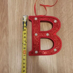 Lysande bokstav "B" - Lysande bokstav "B"