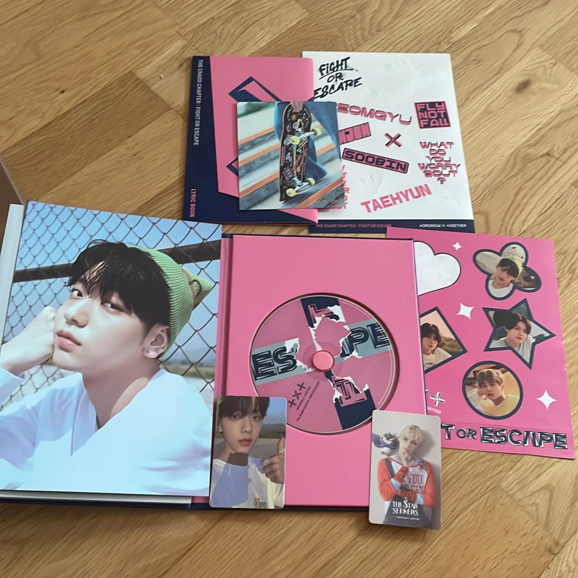 Txt fight or escape kpop album - 90