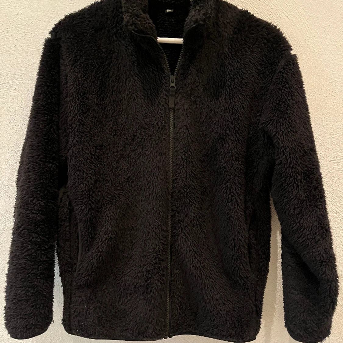 Svart teddy fleecejacka - 90