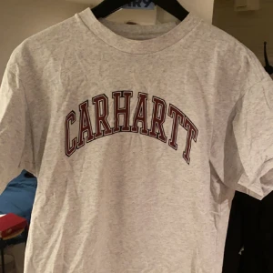 Carhartt tee - Small