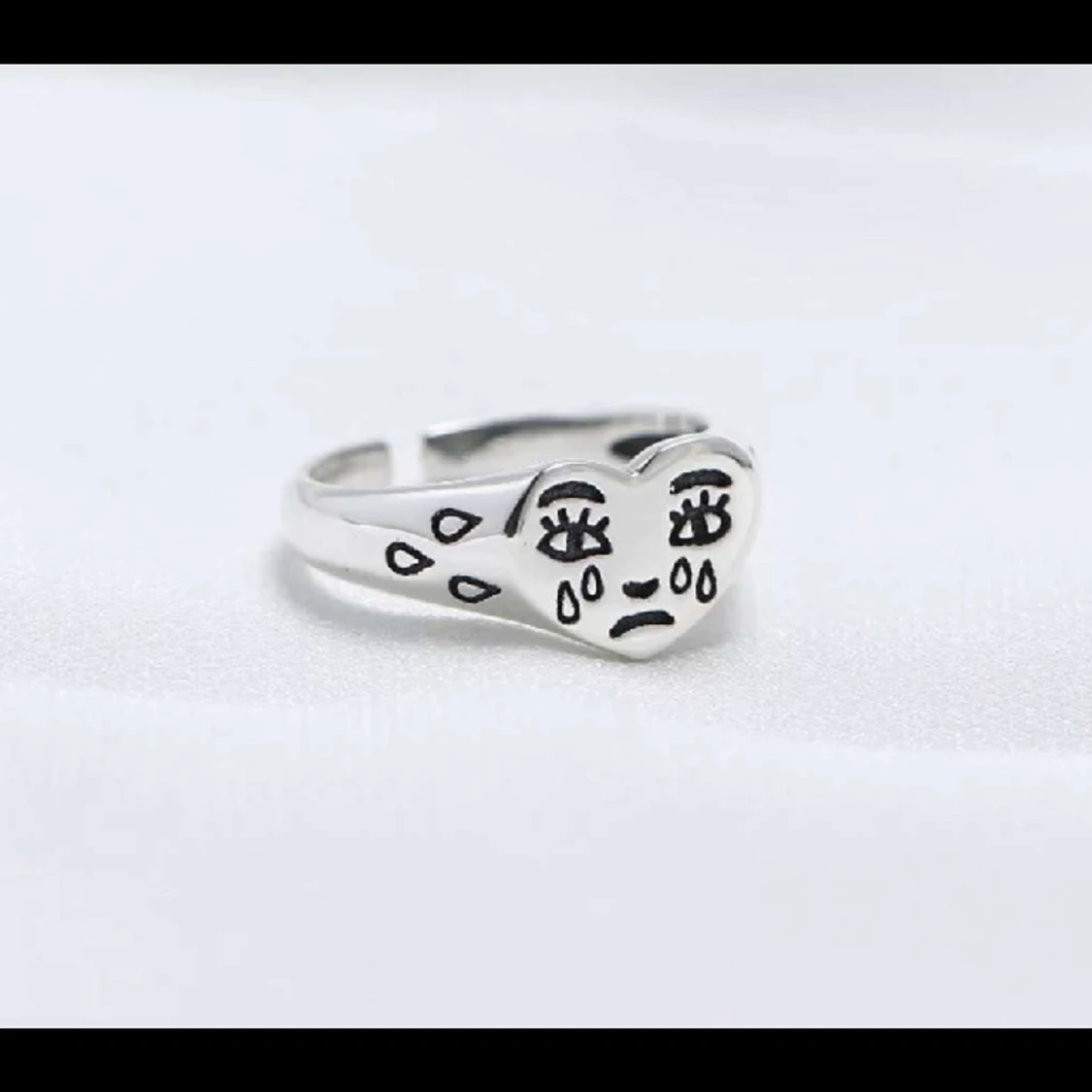 Silverring med motiv - 90