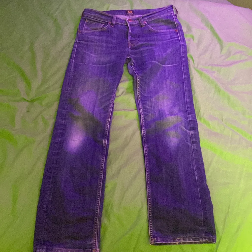 Passar 160-170 slik jeans fint skick har använt några gånger . Jeans & Byxor.