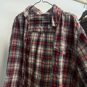 Peakperformance skjorta - Fint skick, äkta