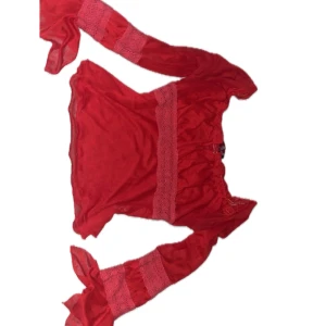 Röd topp  - Röd topp som är jätte fin!  🩷 Skriv gärna om ni har frågor 