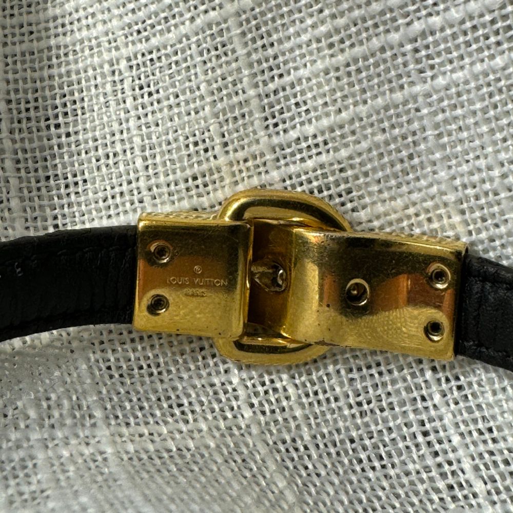 brun-louis-vuitton-cloth-armband-plick-second-hand