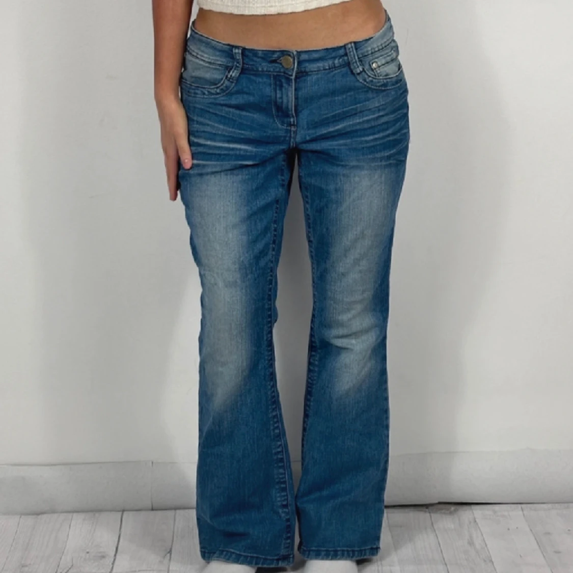 Lågmidjade bootcut jeans 