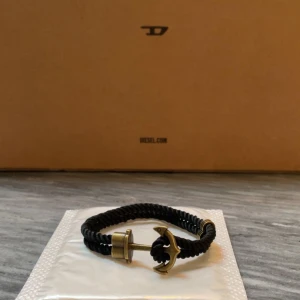 Ankararmband  - Ankararmband för billigt pris endast en kvar i lager, helt nya.